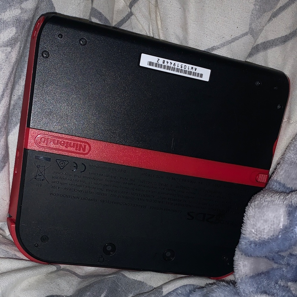 Gaming DS - Picture 2 of 3